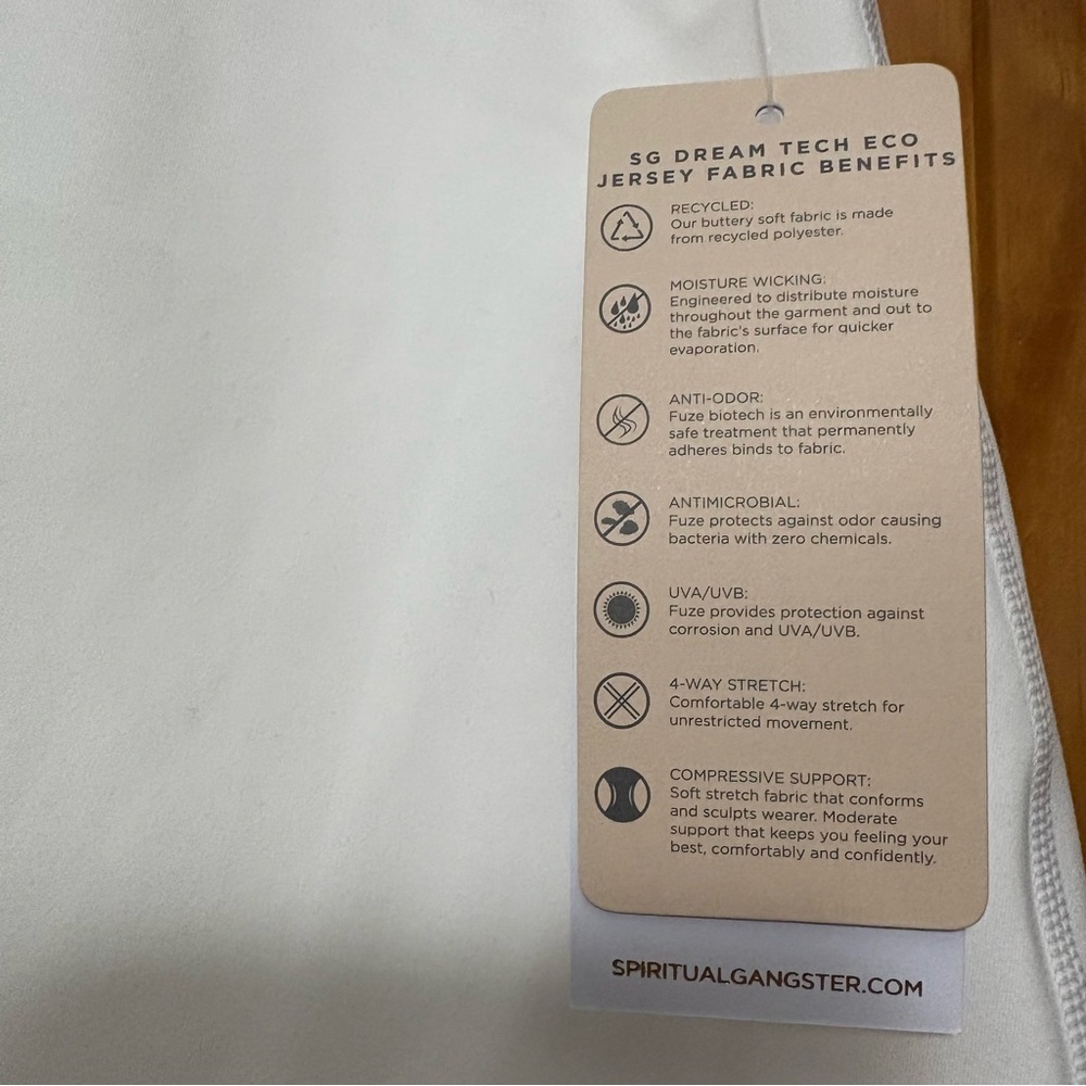 Spiritual Gangster White Athletic Skort Size Small NWT - Picture 7 of 12
